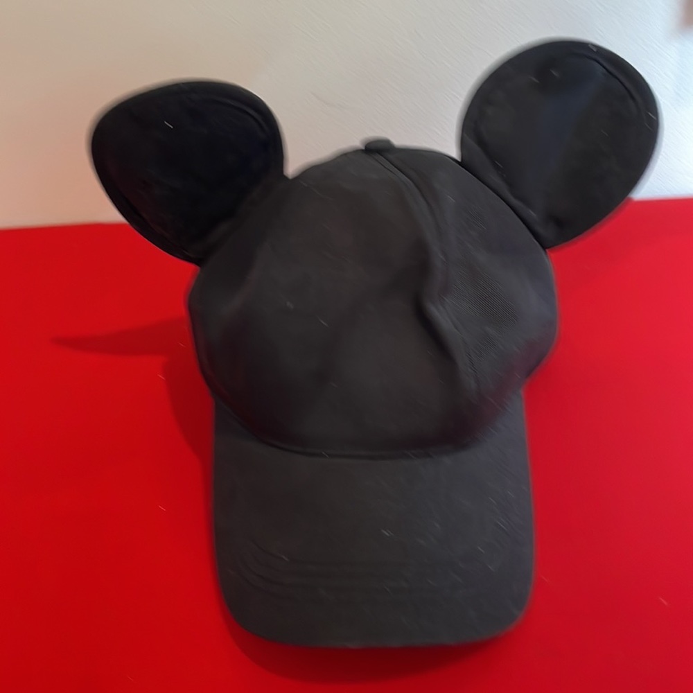 DISNEY PARK EXCLUSIVE ALL COTTON ADJUSTABLE MICKEY CAP